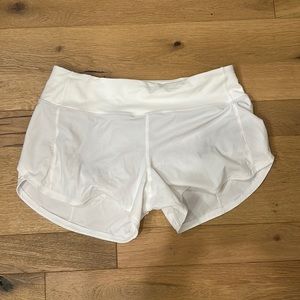 Lululemon MR Speed up short 4 inch inseam size 8
